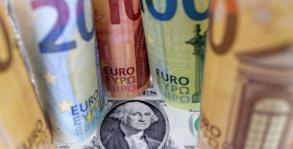 FOREX-Euro finds footing on hawkish policy remarks, lower energy prices